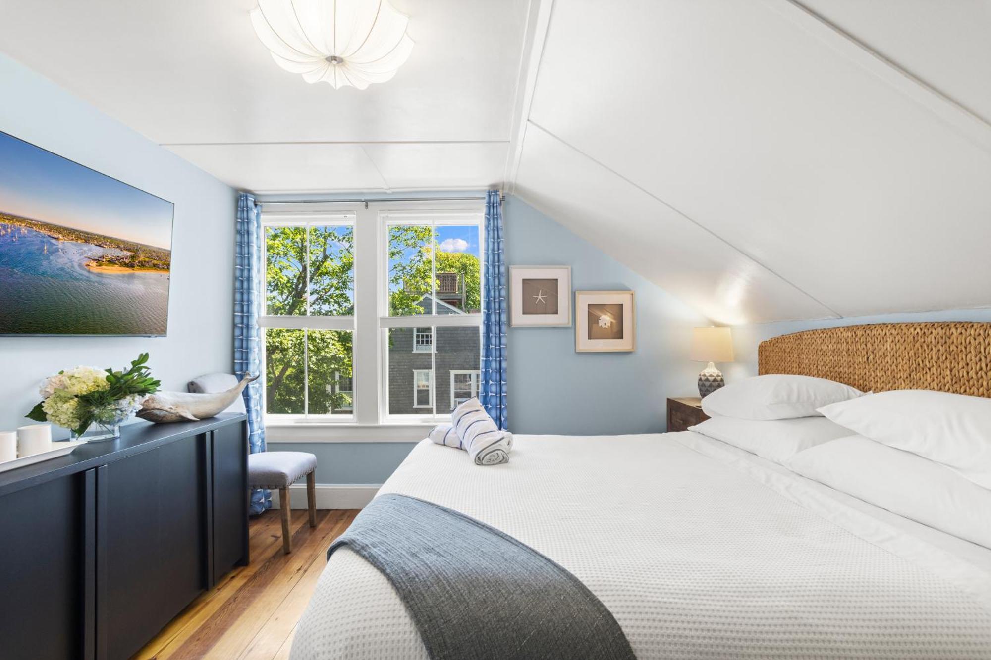 Carlisle House Inn Nantucket Exterior photo